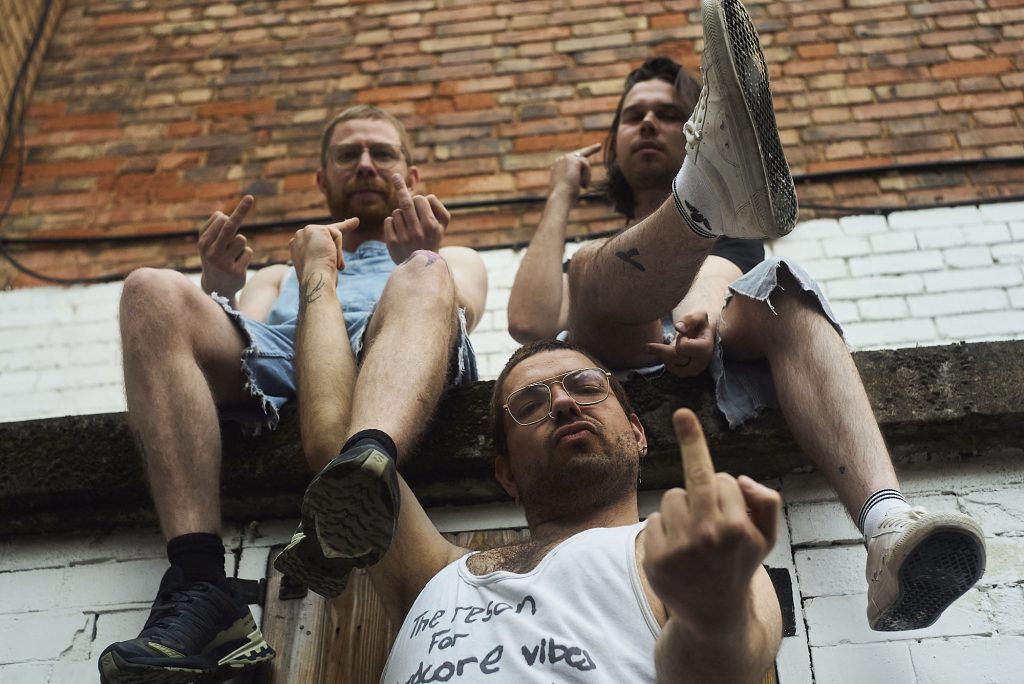 Seizoensafsluiter: Joe & The Shitboys + Support